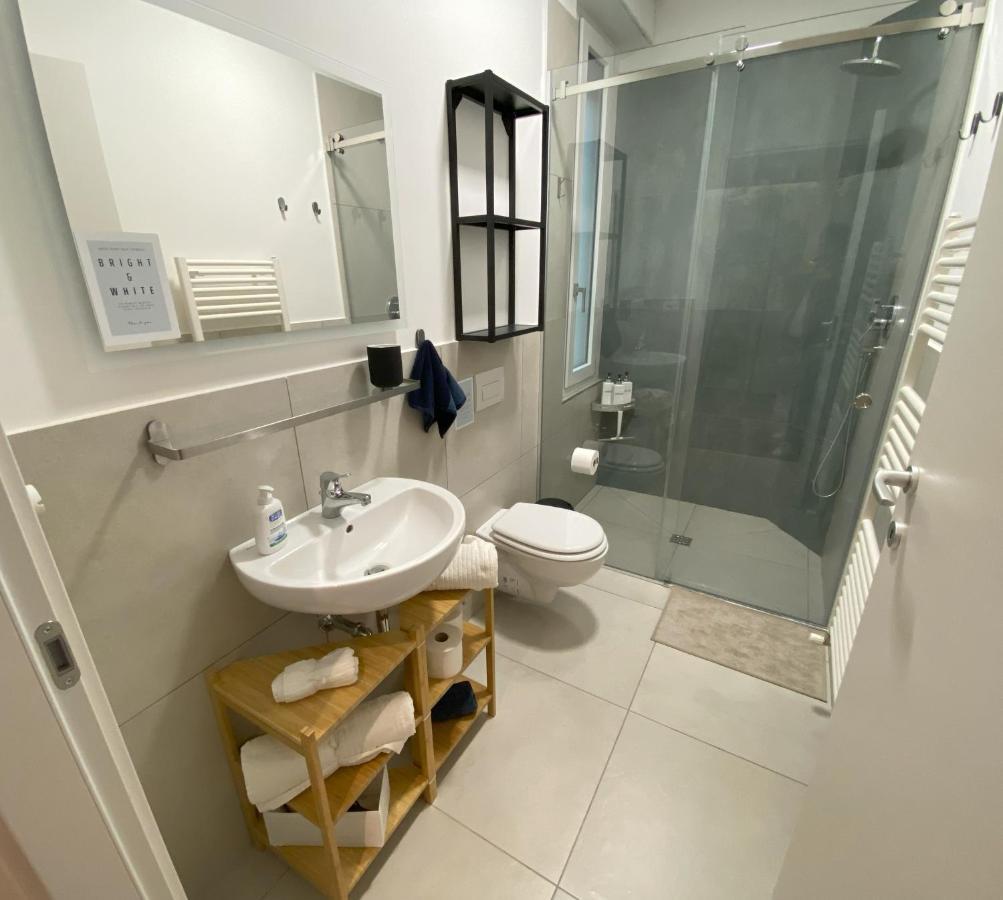 Charming Newly Renovated Apartment Florence Extérieur photo